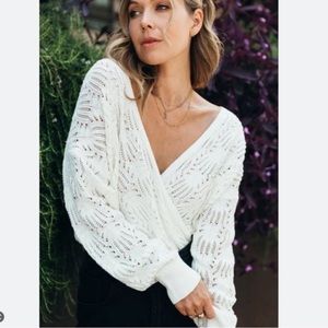 ❤️💜💙💛Lovestitch Pointelle Knit Cream V-Neck Front Surplice Sweater Small